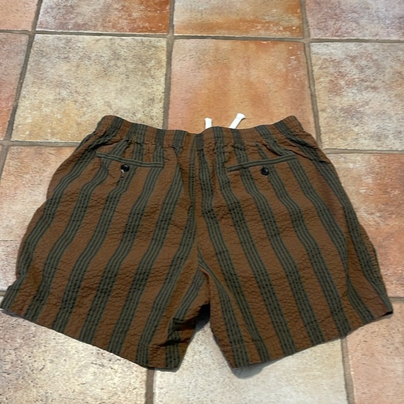 Jcrew striped seersucker shorts size L - Picture 3 of 3